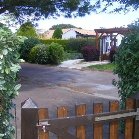 House Maisonnette 4 Personnes Dans Avec Piscine * Saint-Vincent-sur-Jard